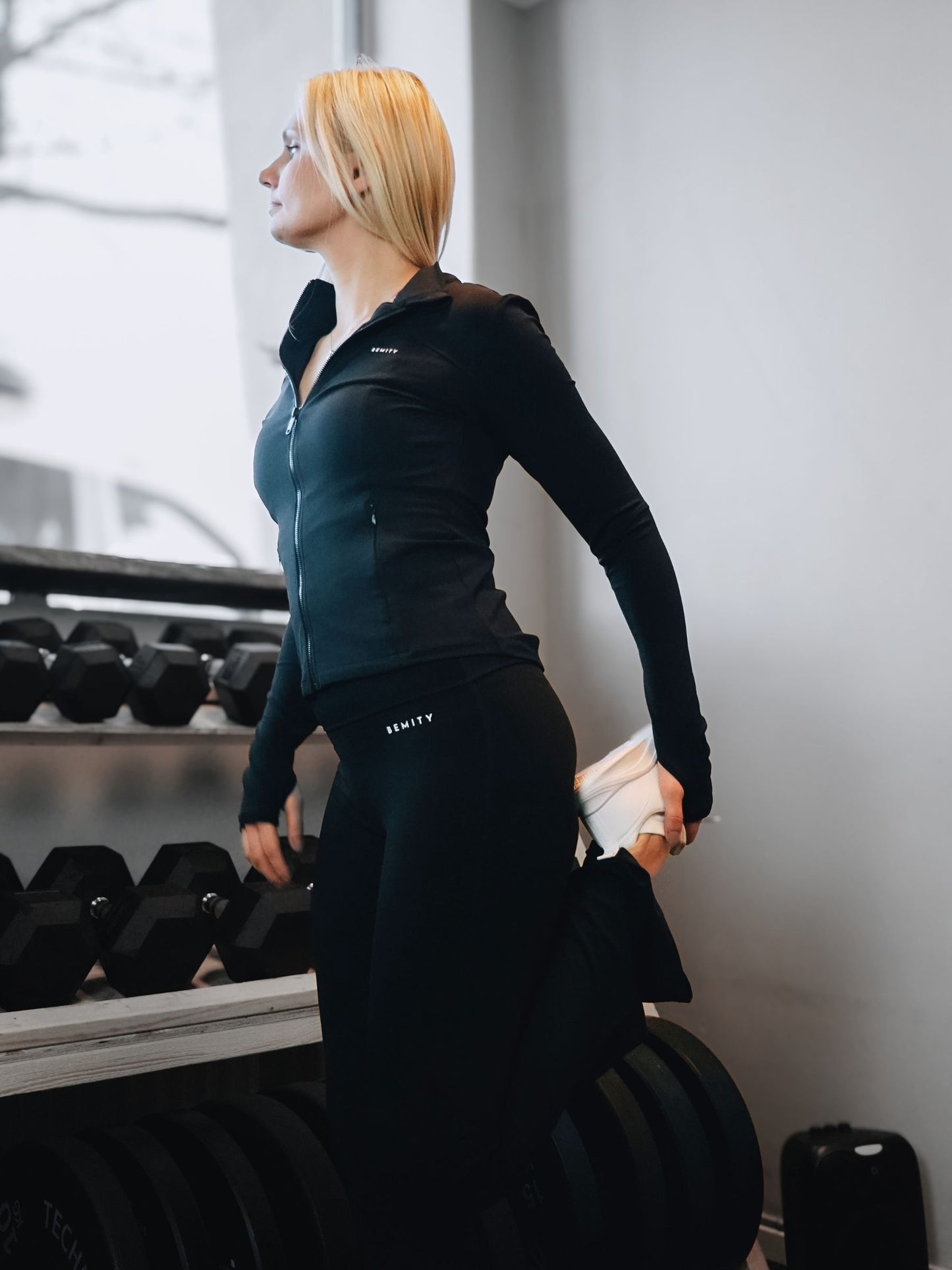 BEMITY SHAPE JACKET