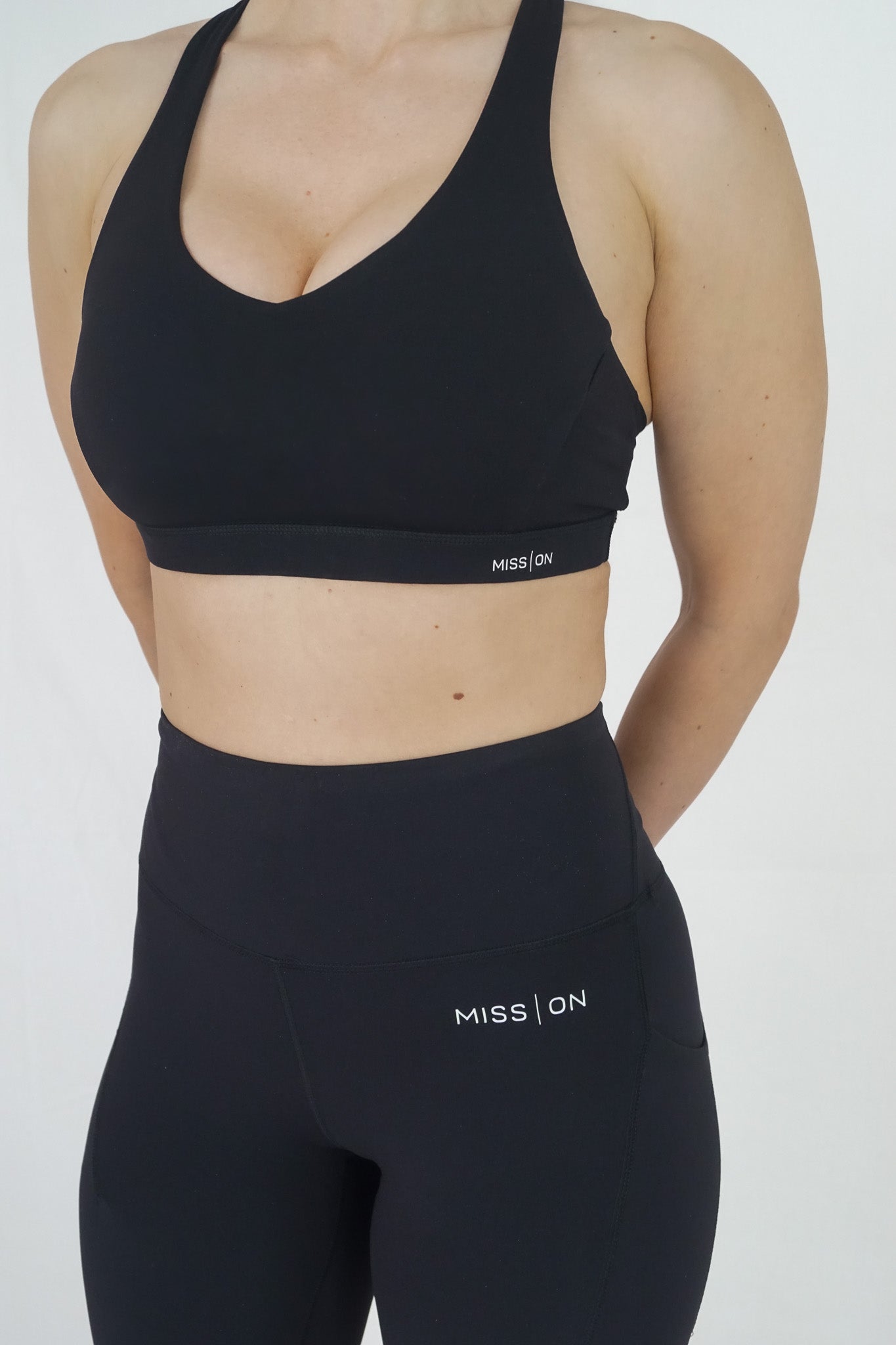 MISS ON ONE STRAP SPORTS BRA