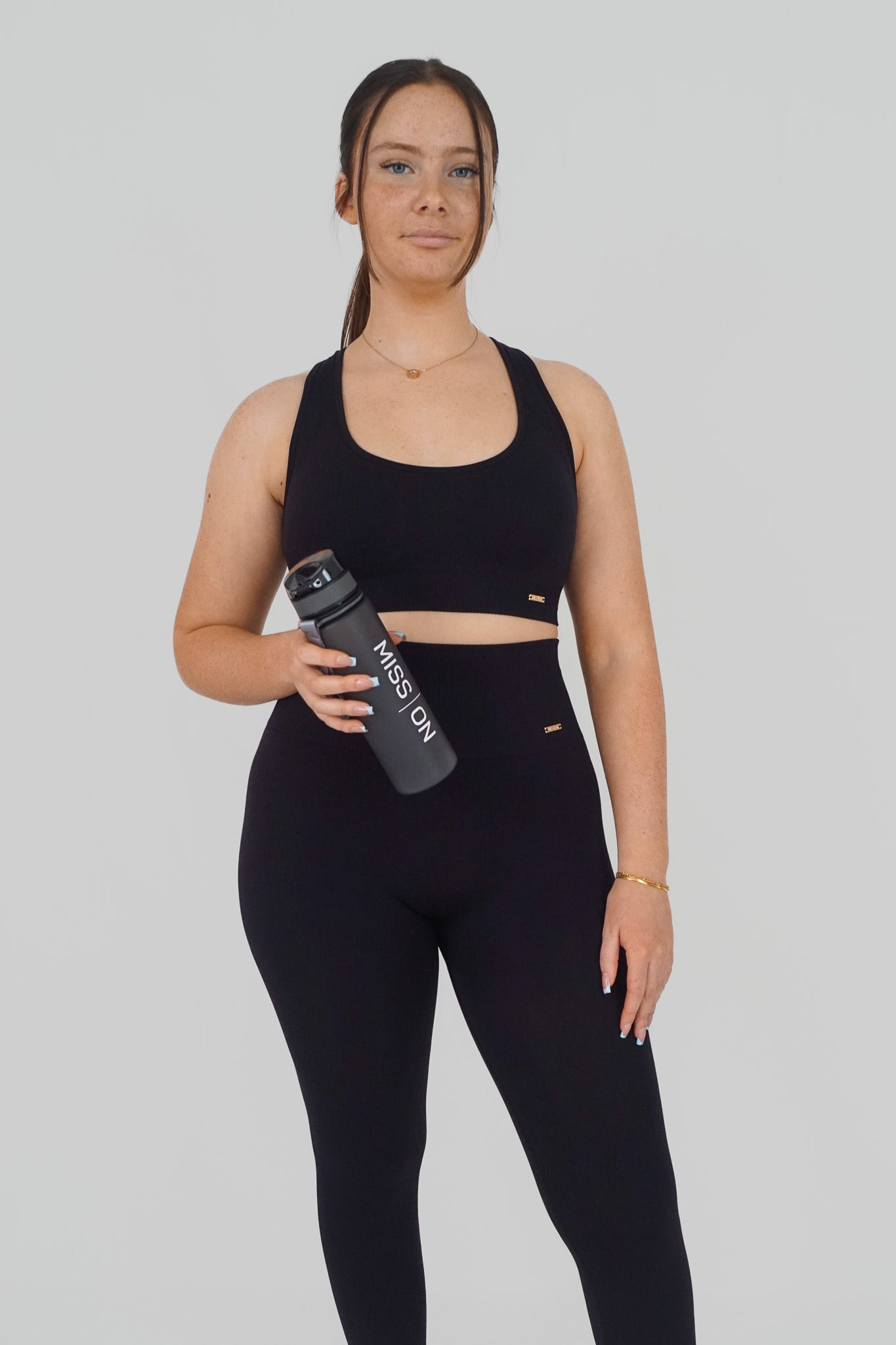 SOFT SEAMLESS TOP