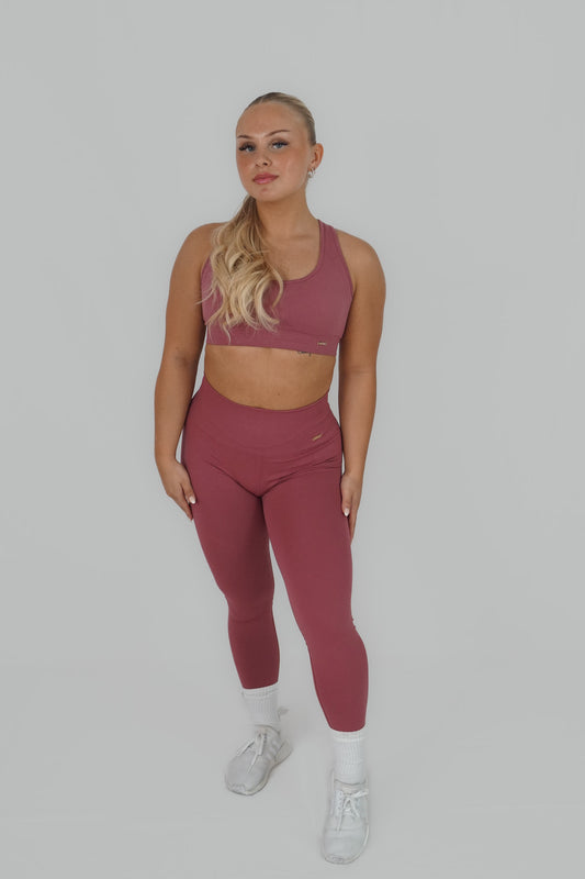 MISS ON SOFT SEAMLESS TIGHTS