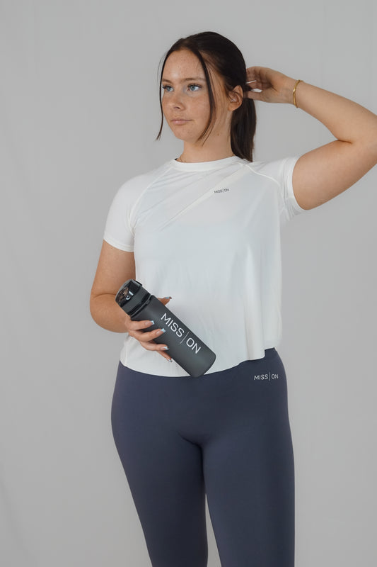 MISS ON SUPER SOFT CROSS T-SHIRT