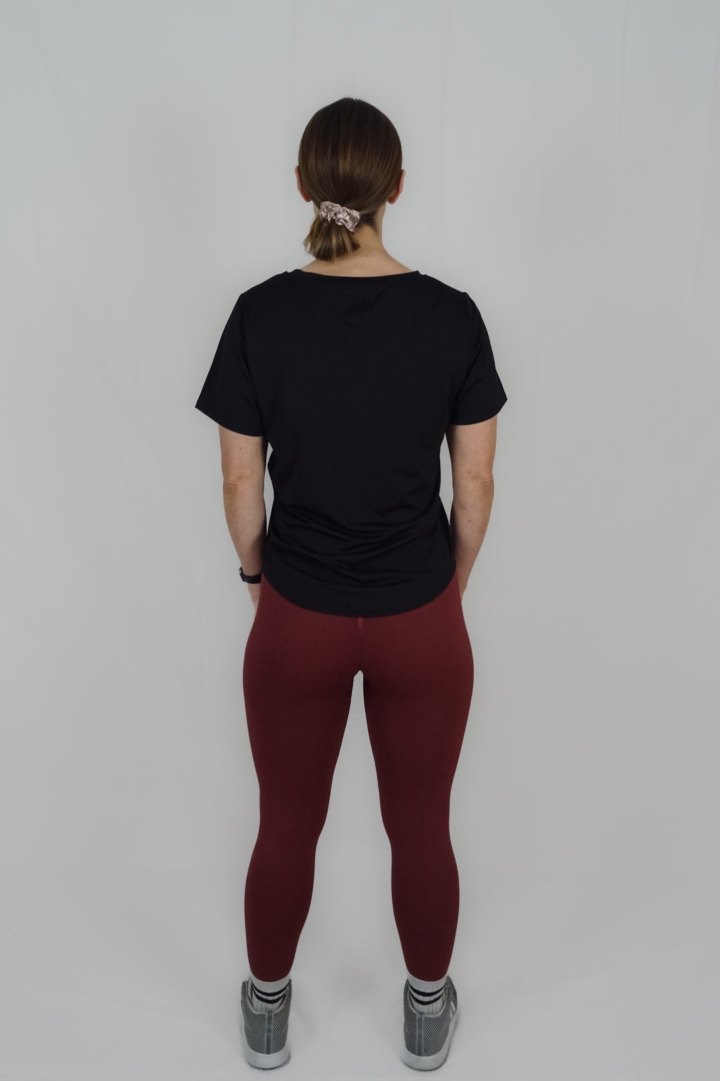 MISS ON ROUNDED T-SHIRT